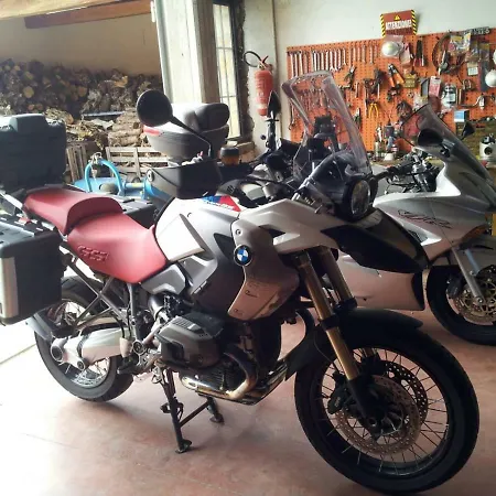 Bed And Bikers Bed & Breakfast