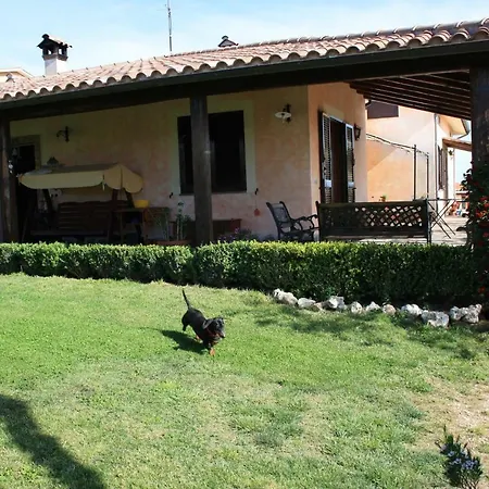 Bed And Bikers Bed & Breakfast