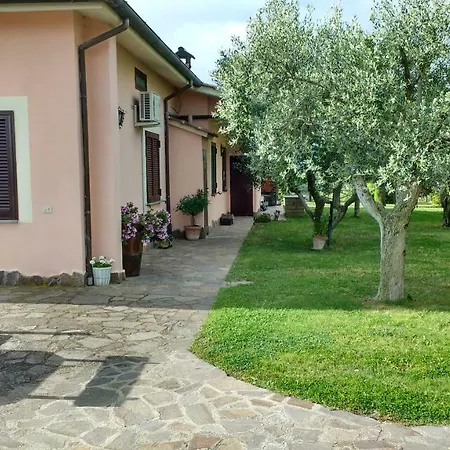 Bed And Bikers 3* Riano